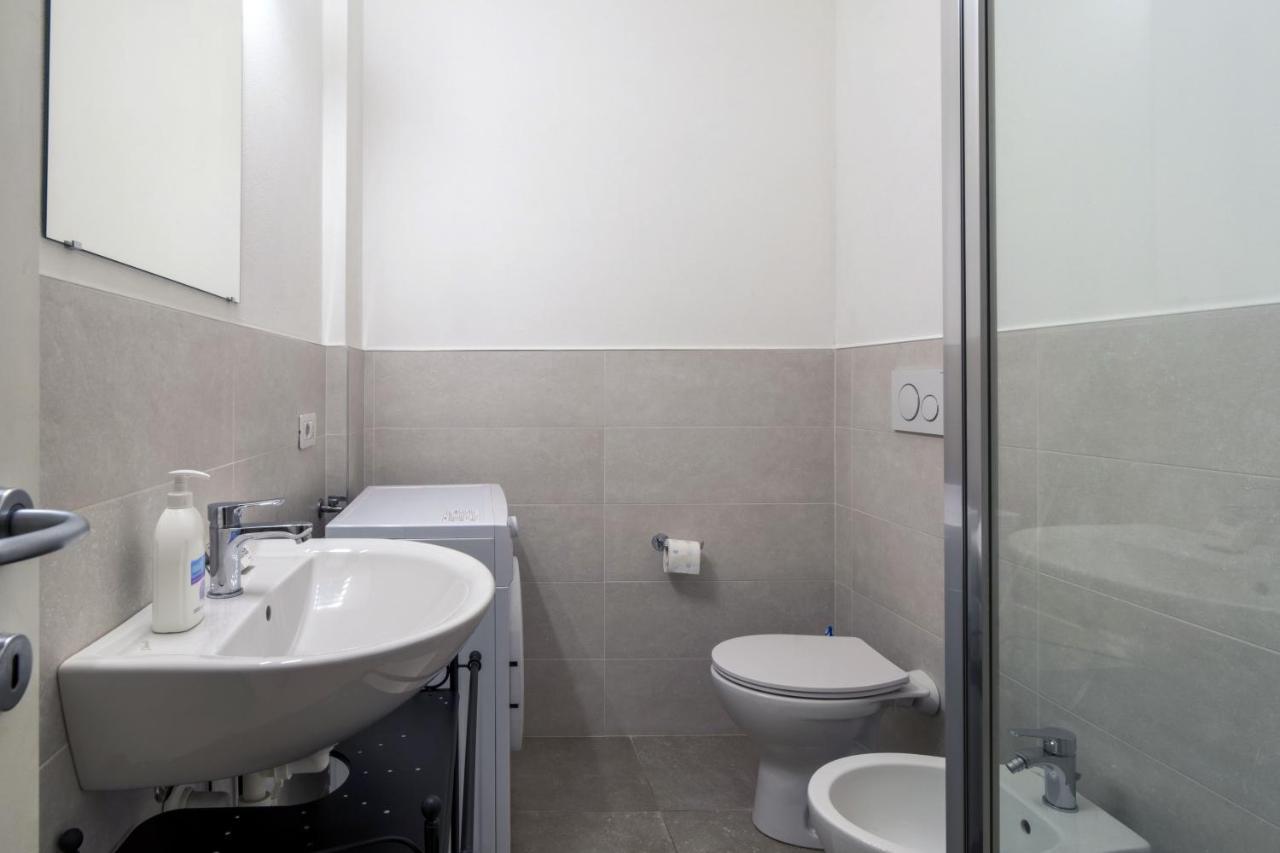 Cozy & Comfy Apt In Navigli Area 米兰 外观 照片
