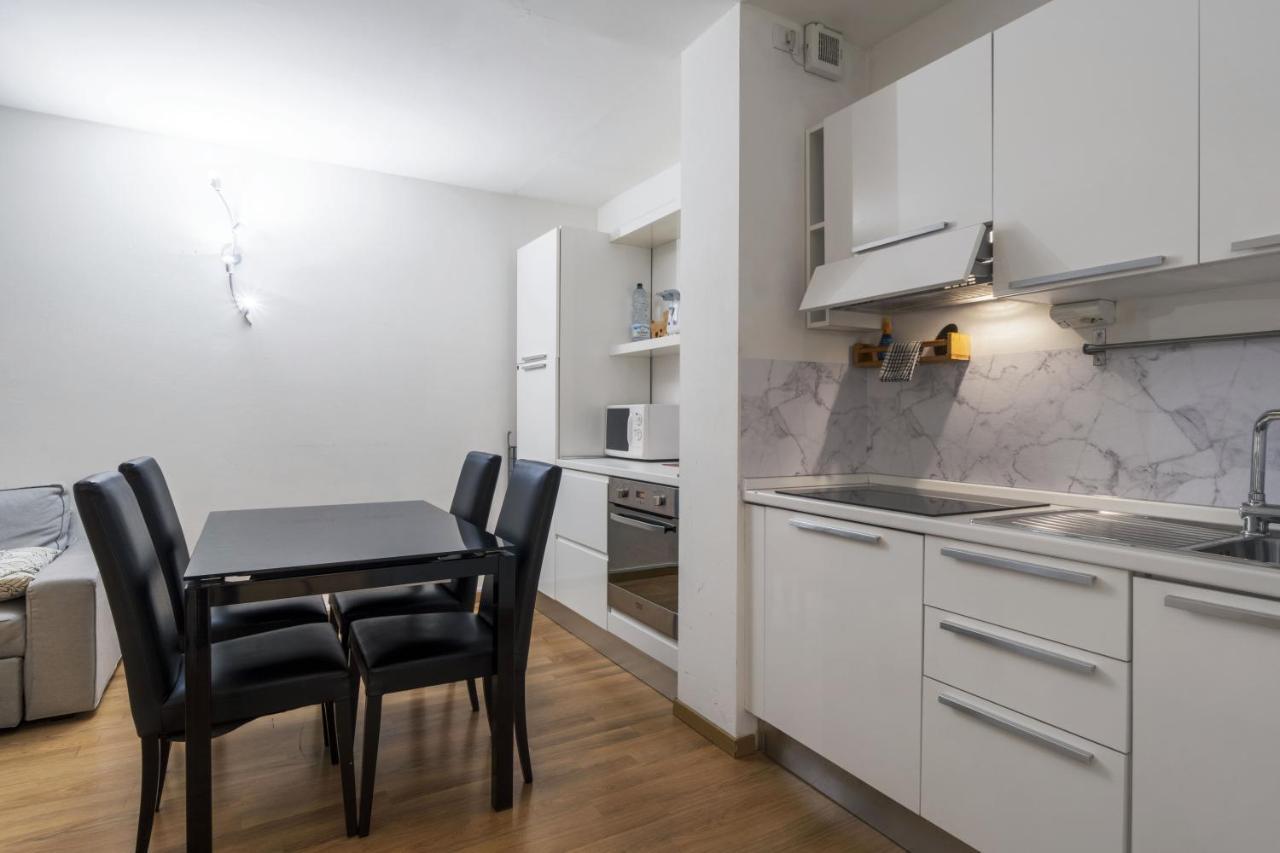Cozy & Comfy Apt In Navigli Area 米兰 外观 照片