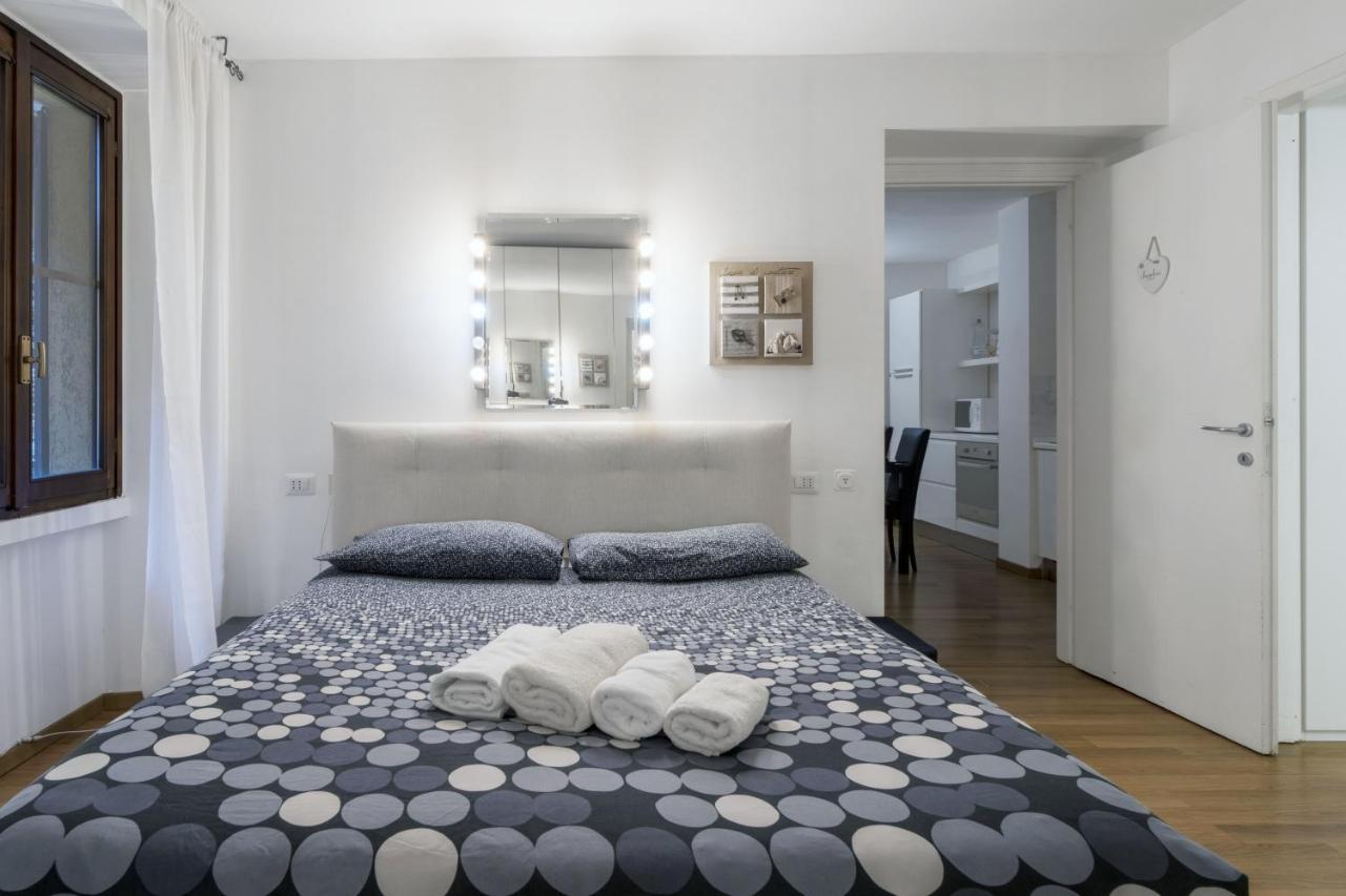 Cozy & Comfy Apt In Navigli Area 米兰 外观 照片